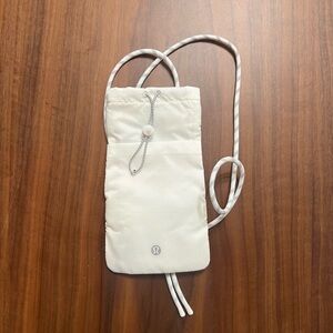 Lululemon crossbody sling